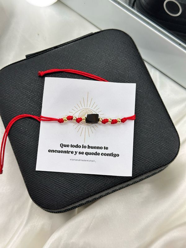 Pulsera Amuleto Hilo Rojo con azabache