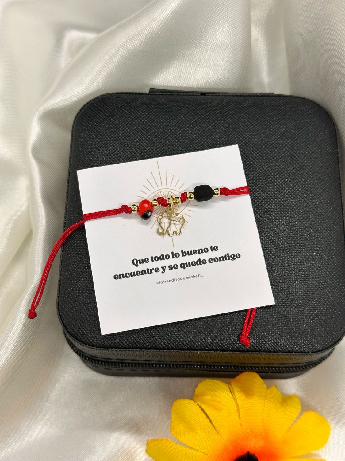 Pulsera Peonia Azabache y Dije