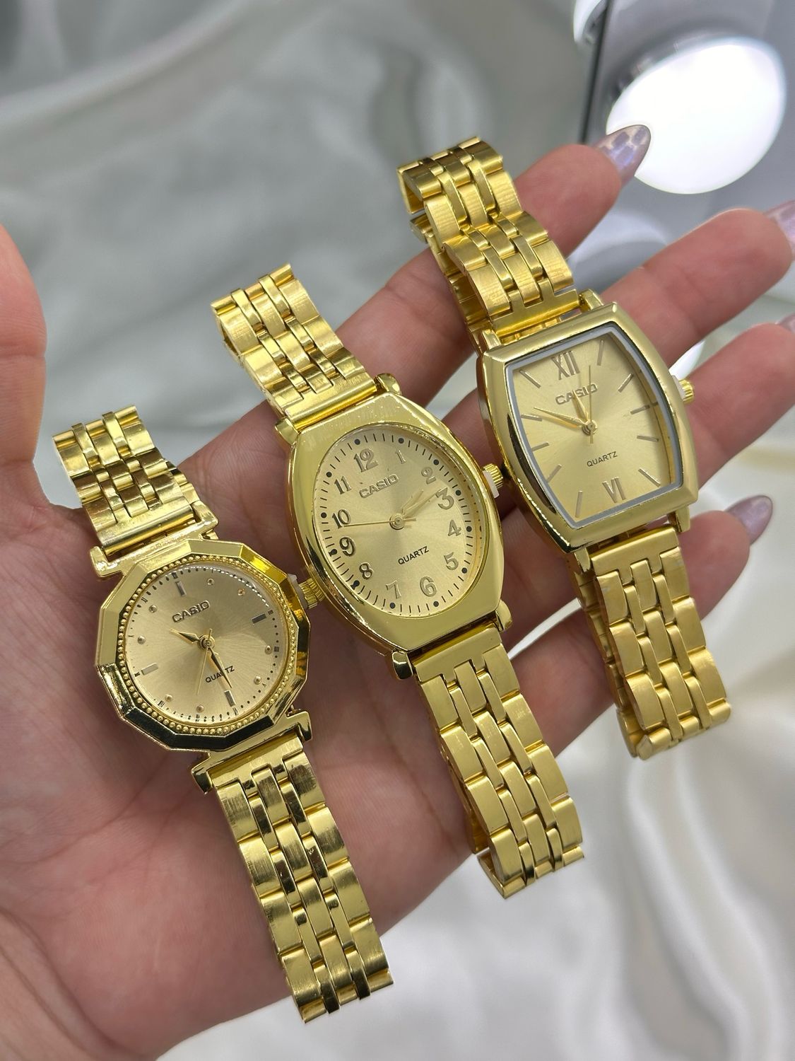 Reloj Dorado-Plateado Dama