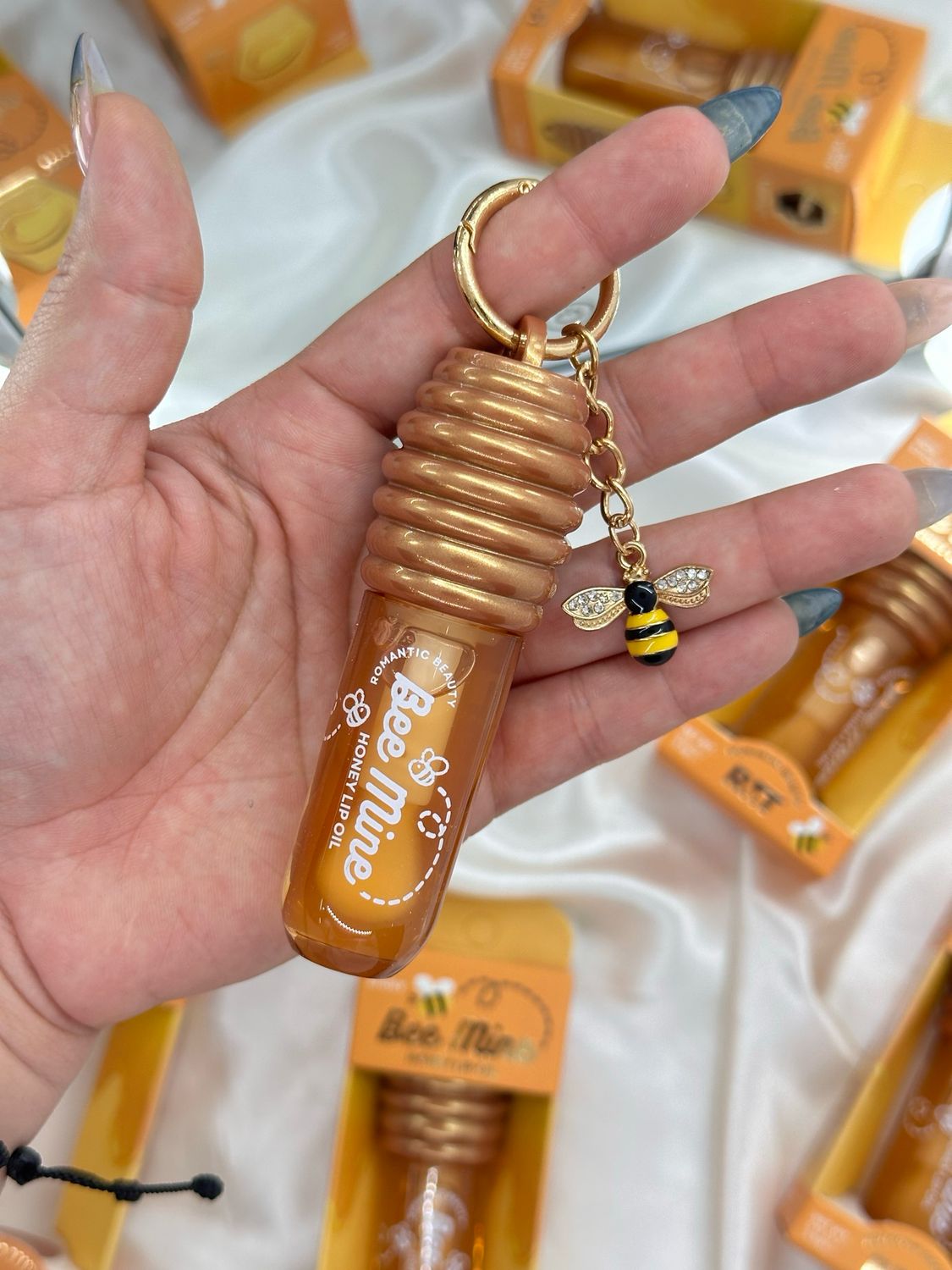 Bee Mine Honey LIP OIL Romantic Beauty
