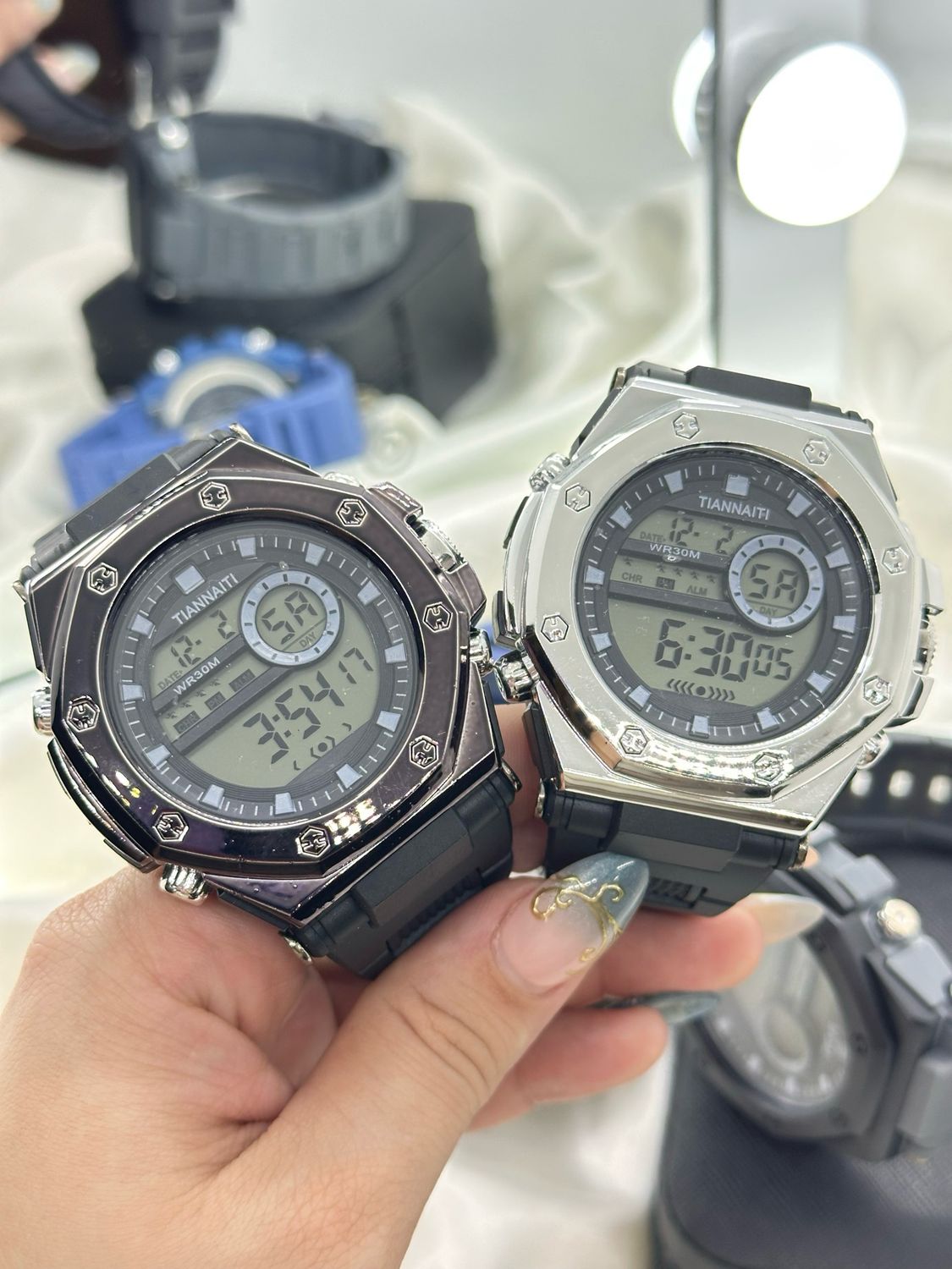 Reloj Digital TIANNAITI