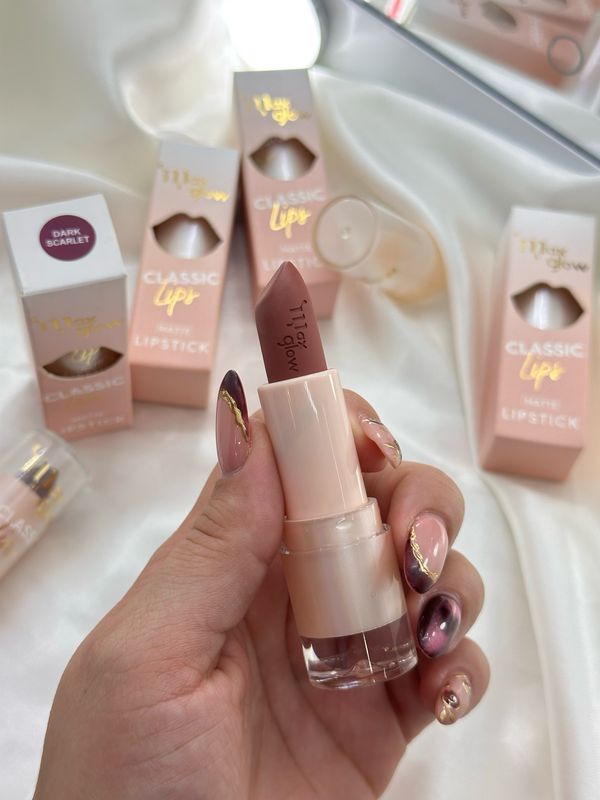 Classic Lips Max Glow