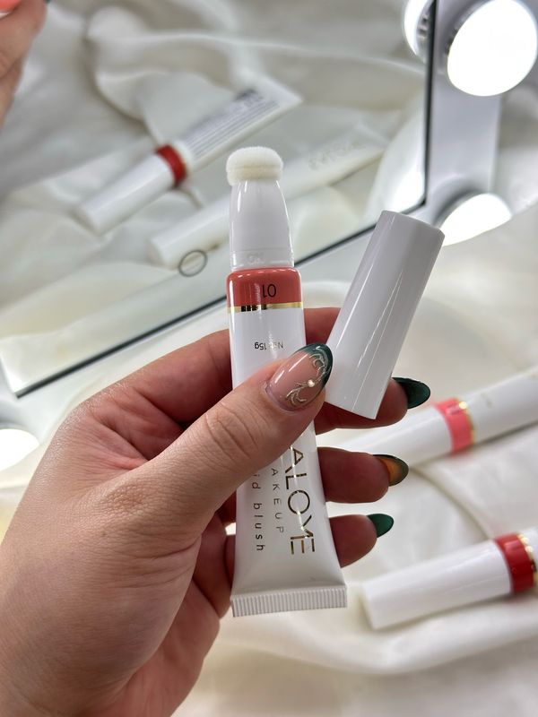 Liquid Blush SALOME