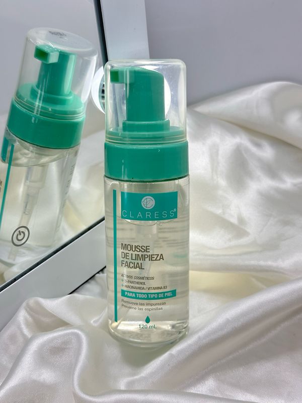Mousse de Limpieza Facial con Niacinamida – Limpieza &amp; Control de Brillos CLARESS