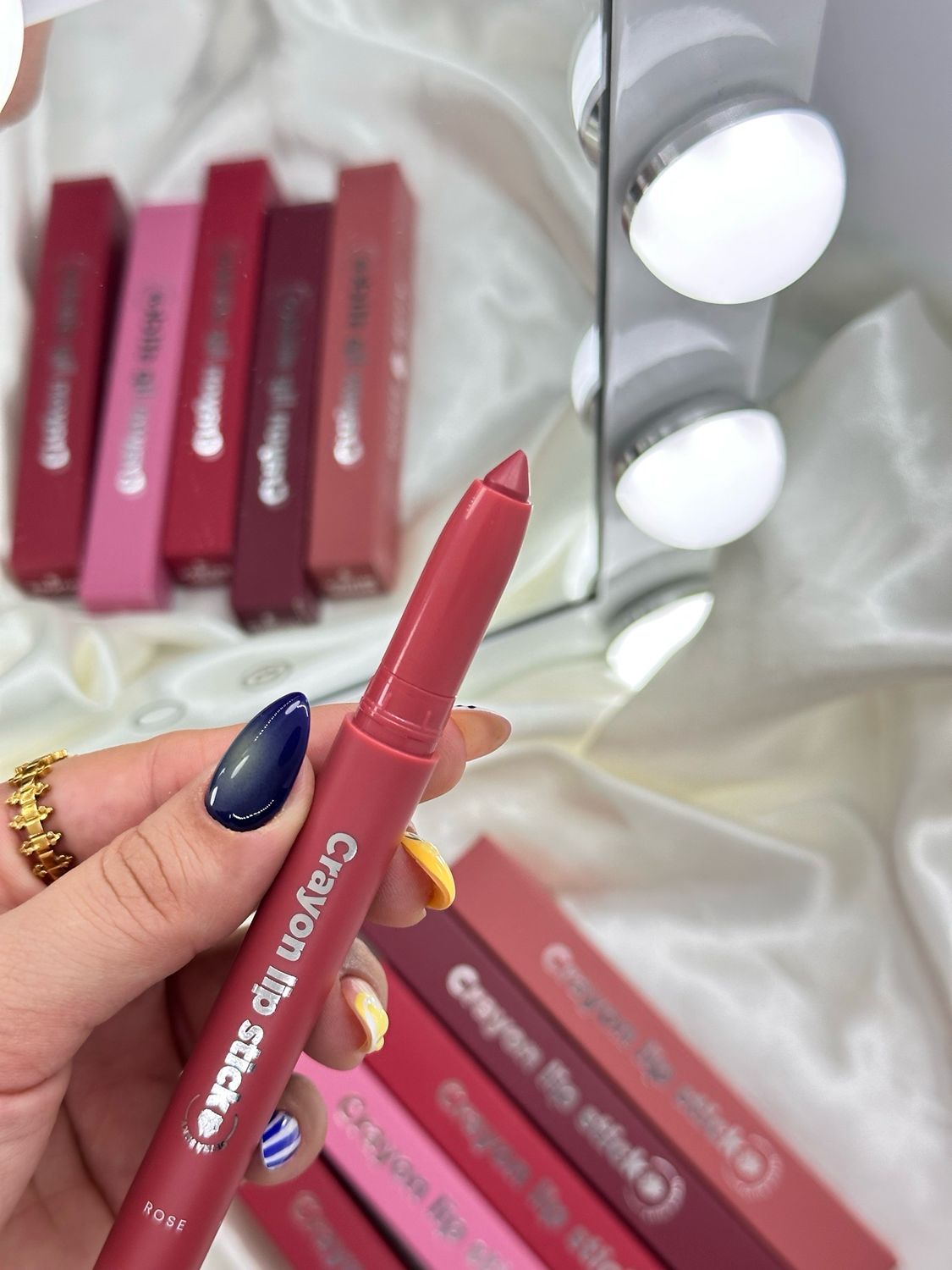 Crayon Lip stick Dolce Bella