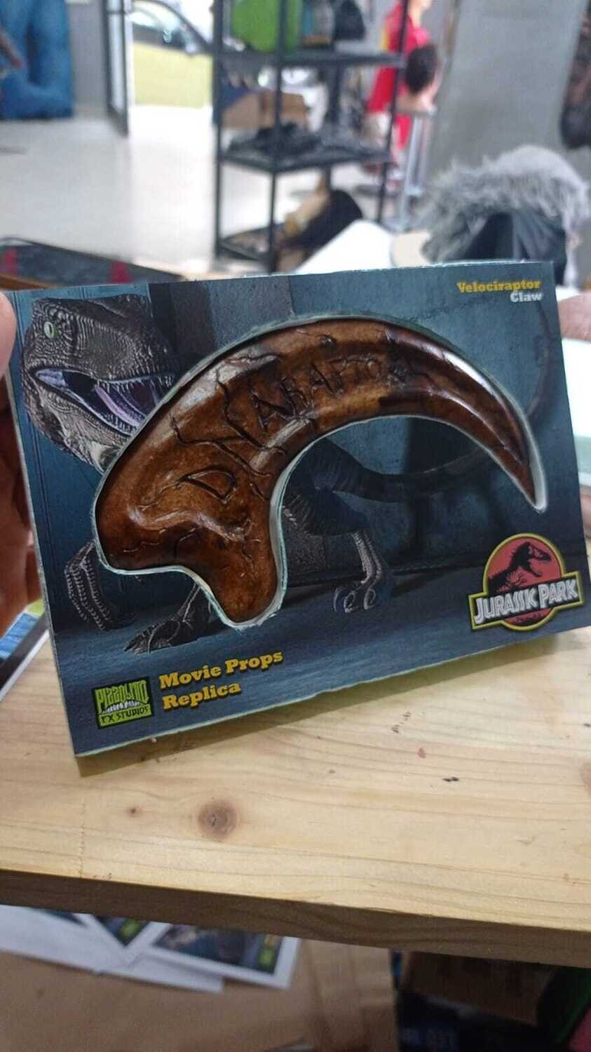 Velociraptor Claw