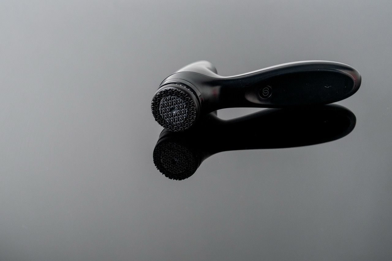 Limited Edition BLACK Lumispa iO