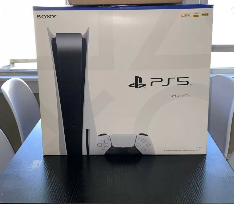 PlayStation 5 PS5 Console Disc Version *NEW* SEALED* FREE SHIPPING