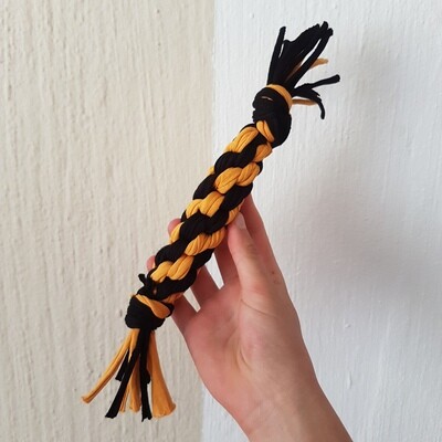 Howl-a-ween Tug Toys