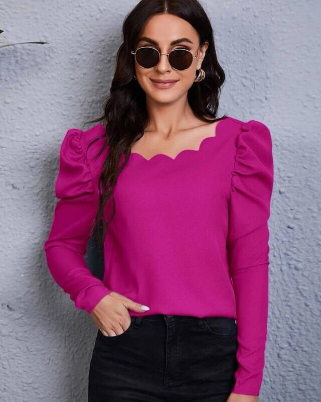 Blusa Fuccia cuello Scoop