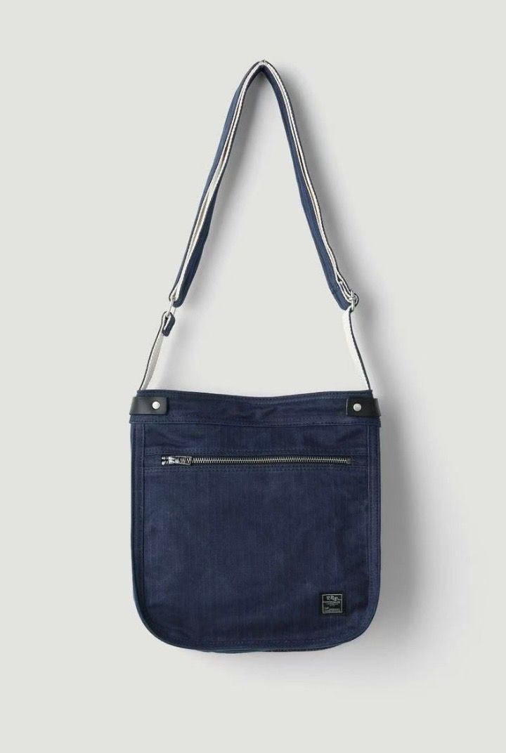 Triffer Cross Body Bag