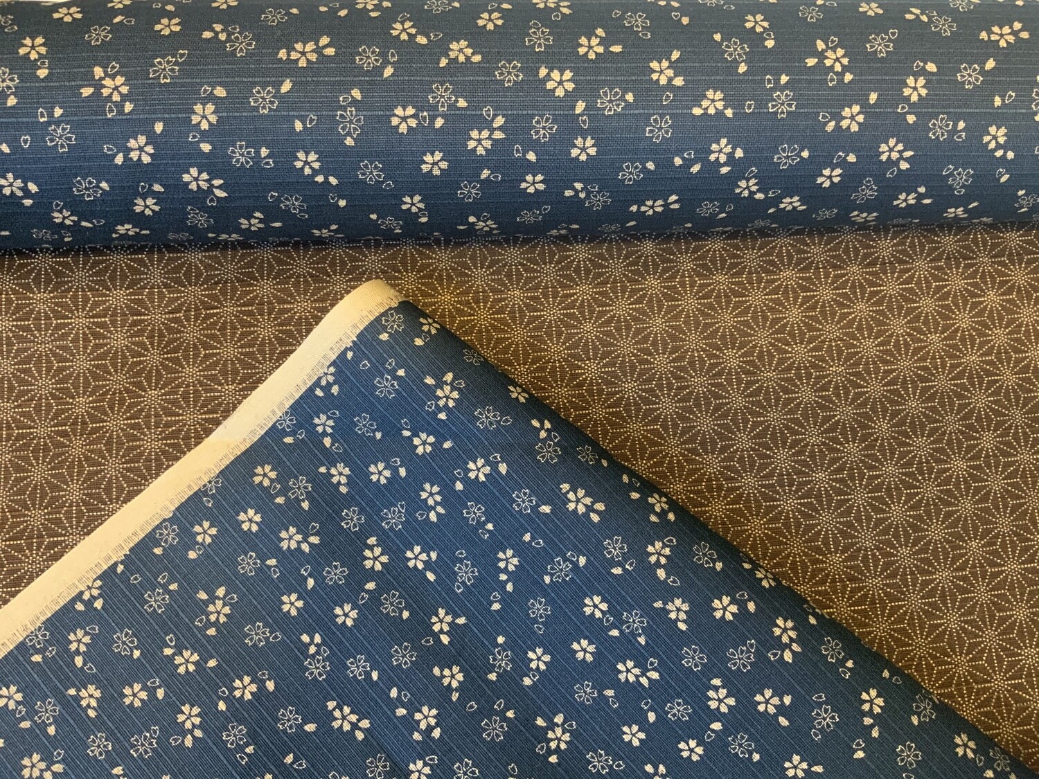 22895  Blau-Braun