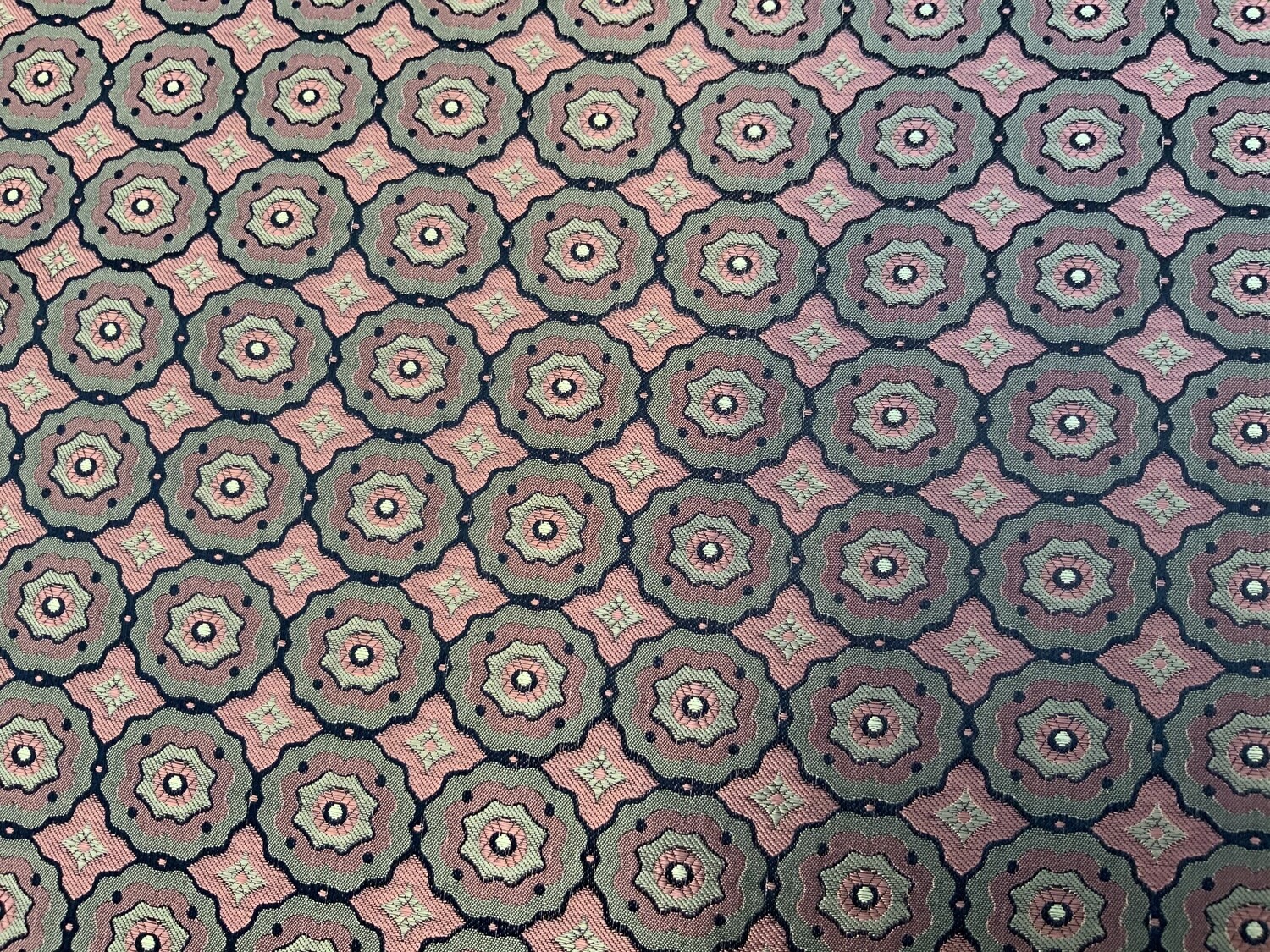 24045