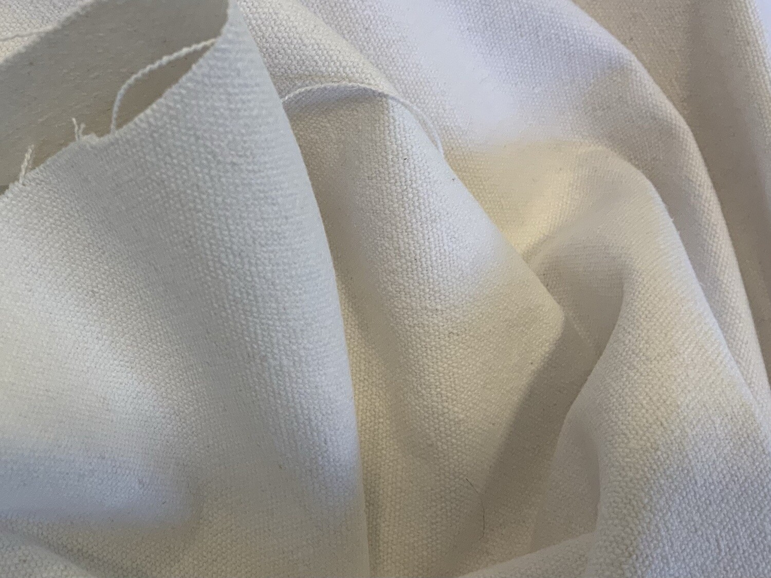 24731 WHITE
