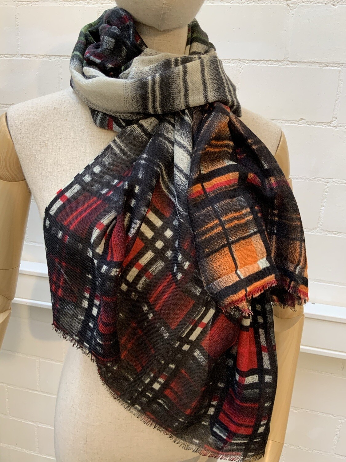 TARTAN 04  C