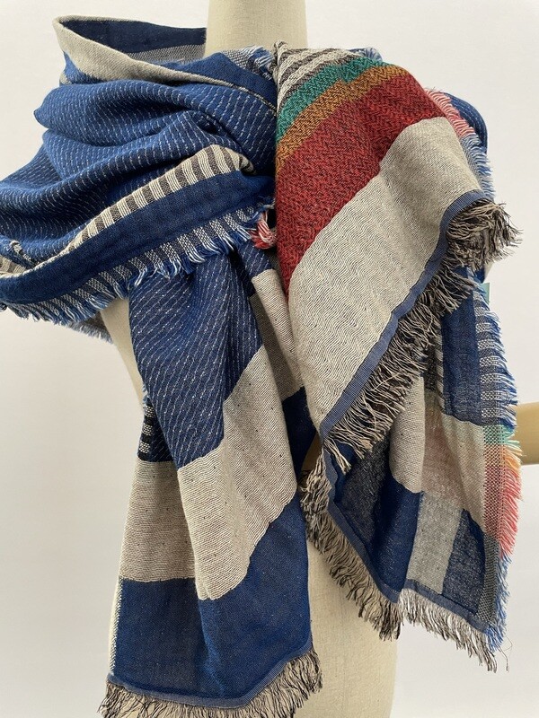 BS 745 BLUE
