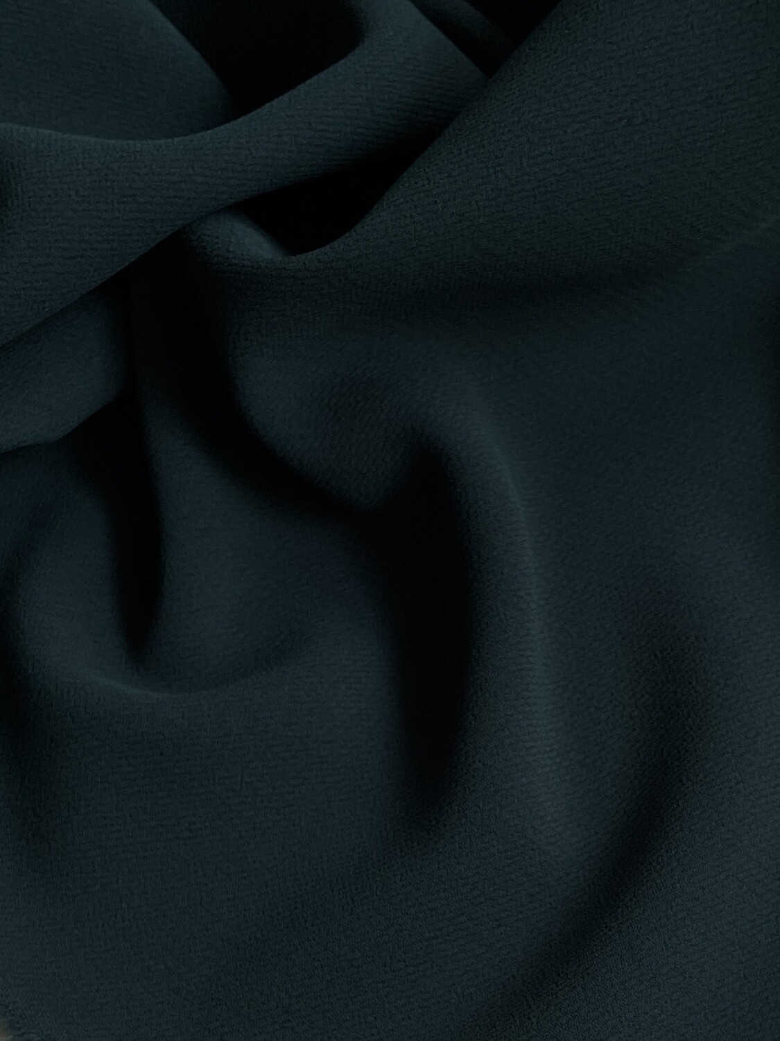 26090 dark green
