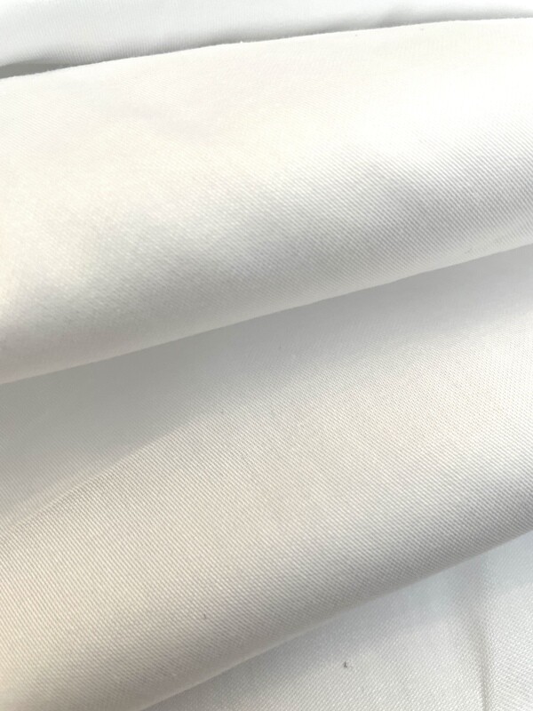24035 ecru Satin 300 cm