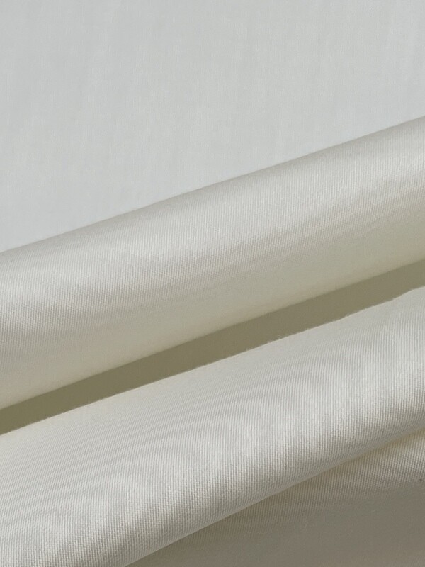 24035 Satin off white