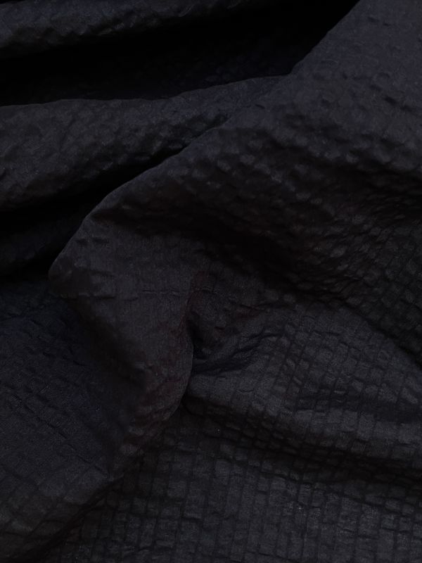 26208 Seersucker Black