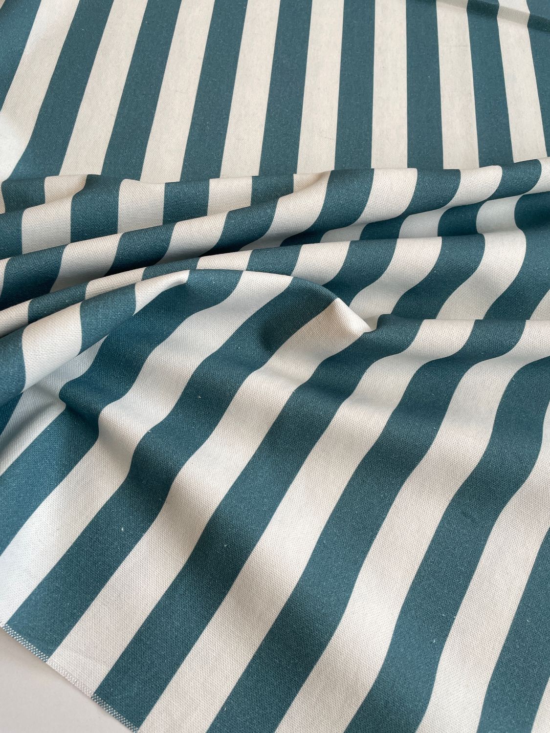 26225 STRIPES 280 CM