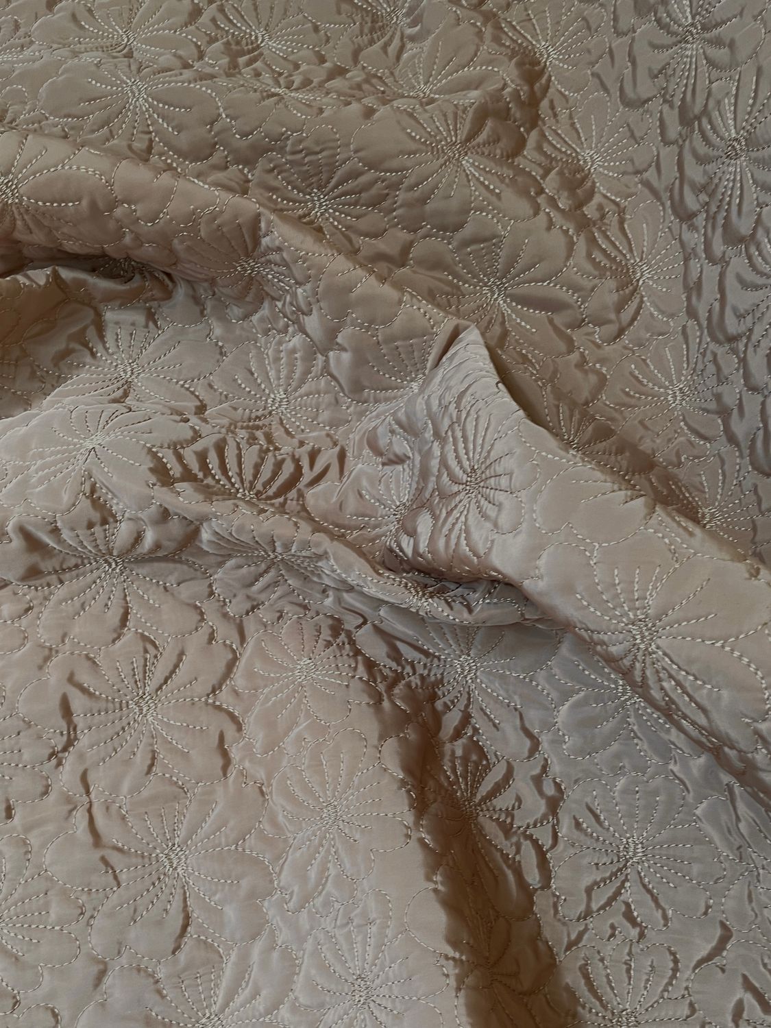 13738 BEIGE