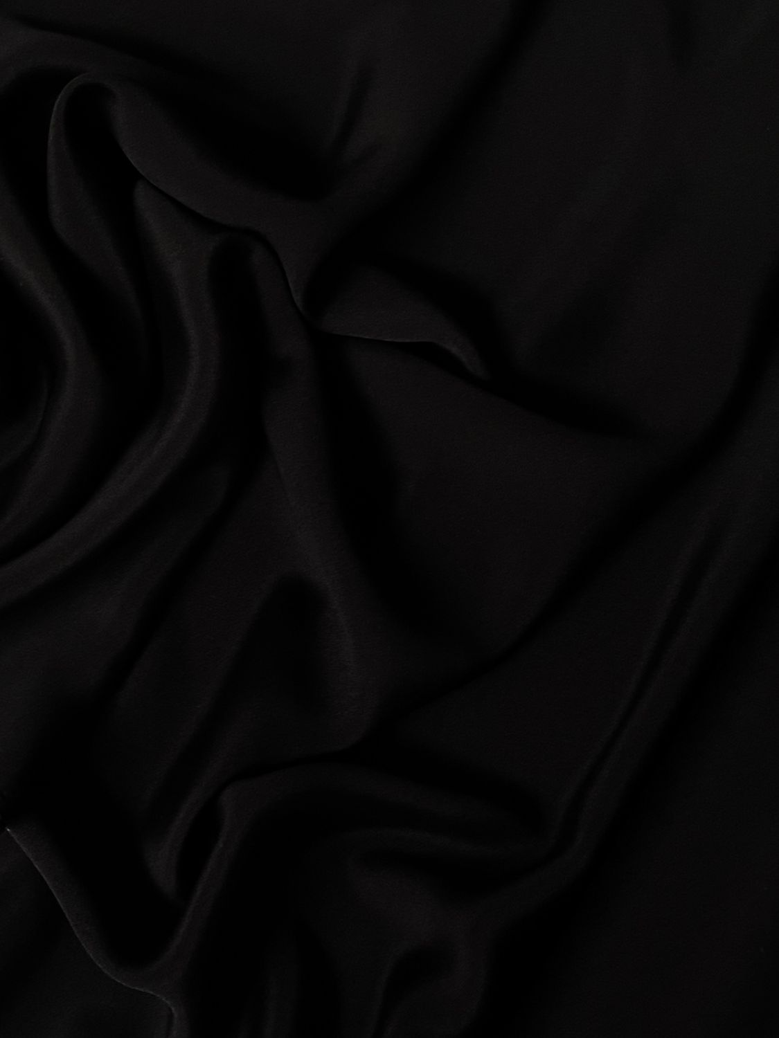 24491Crêpe Marocain Reps BLACK