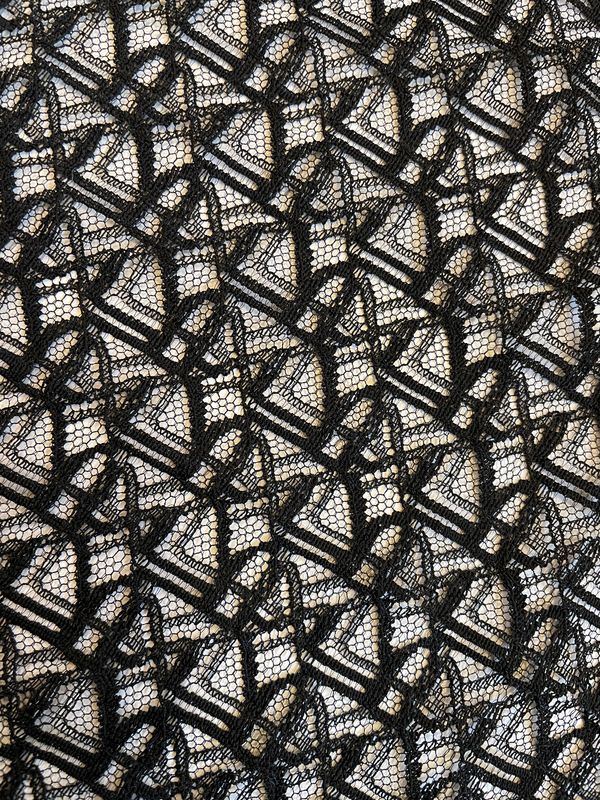 26438 BLACK