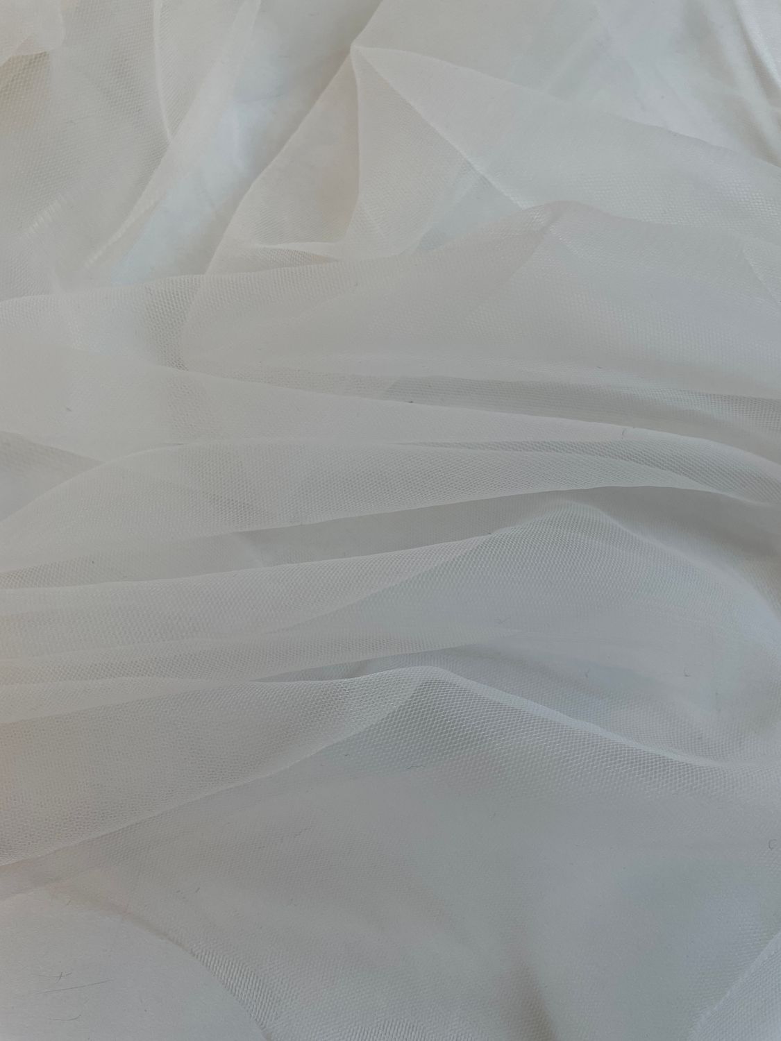 26285 off white