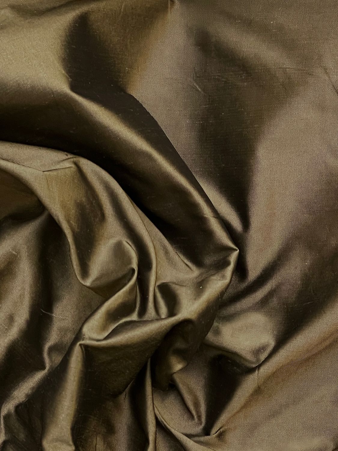 23524 Gold/black