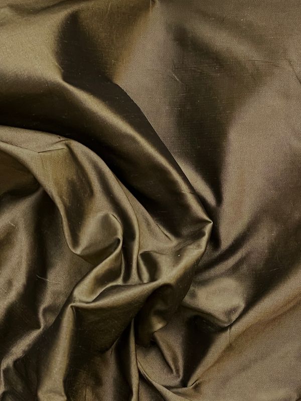 23524 Gold/black