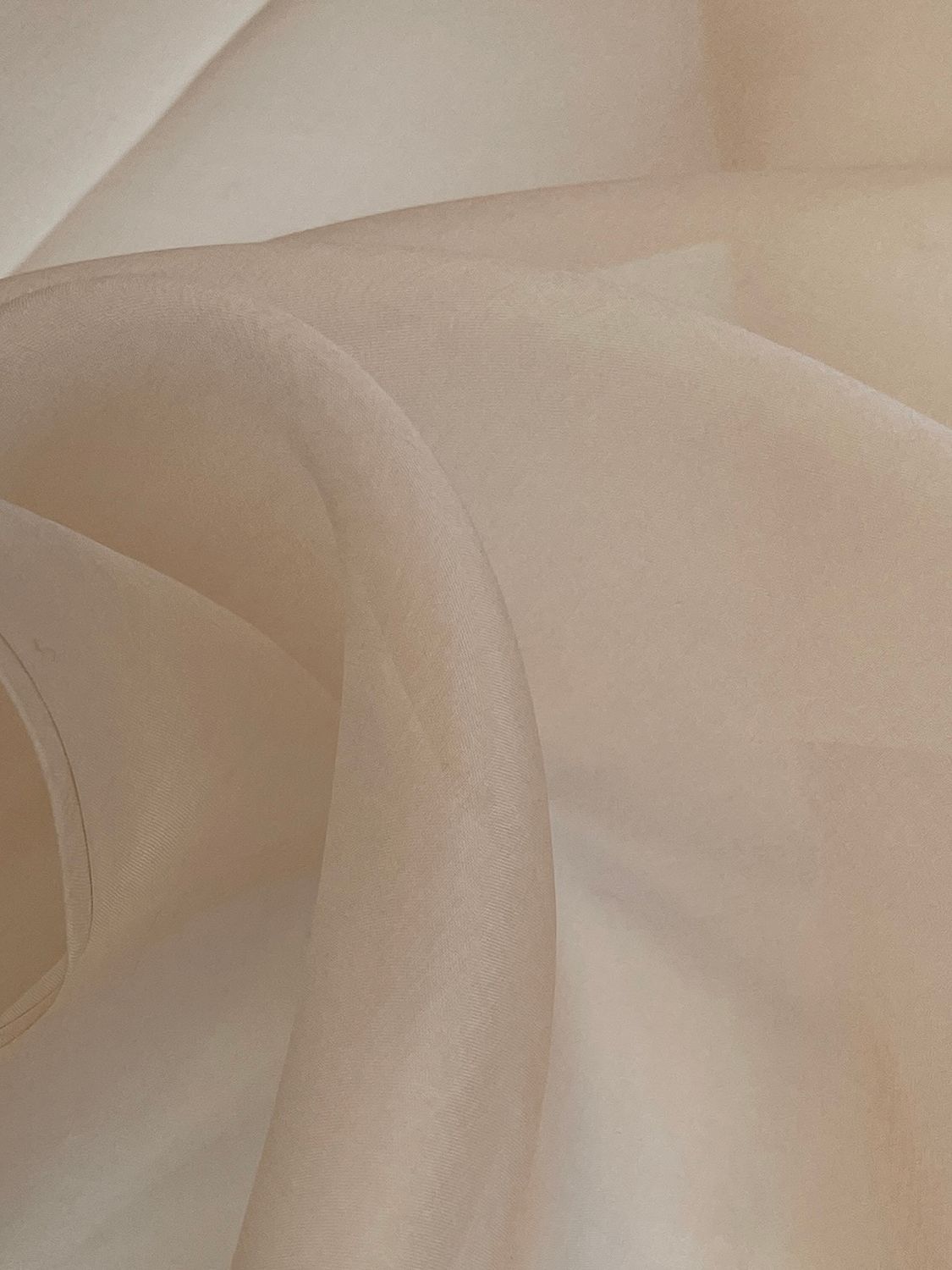 26685 Nude 2