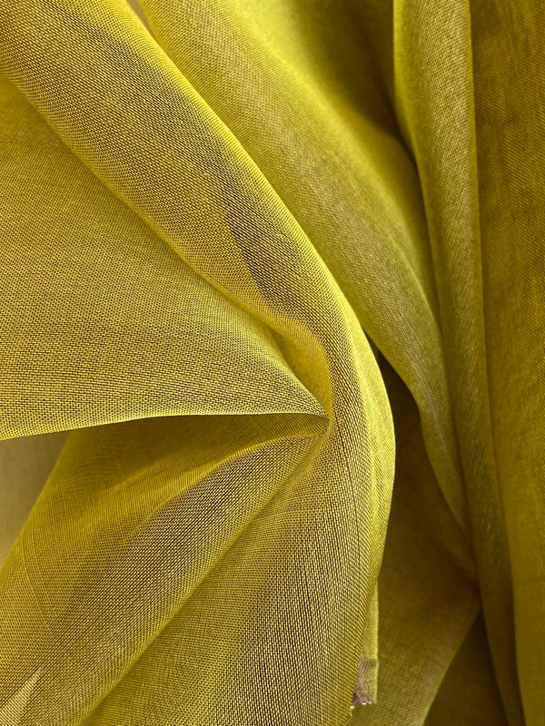 9832 Green-Gold