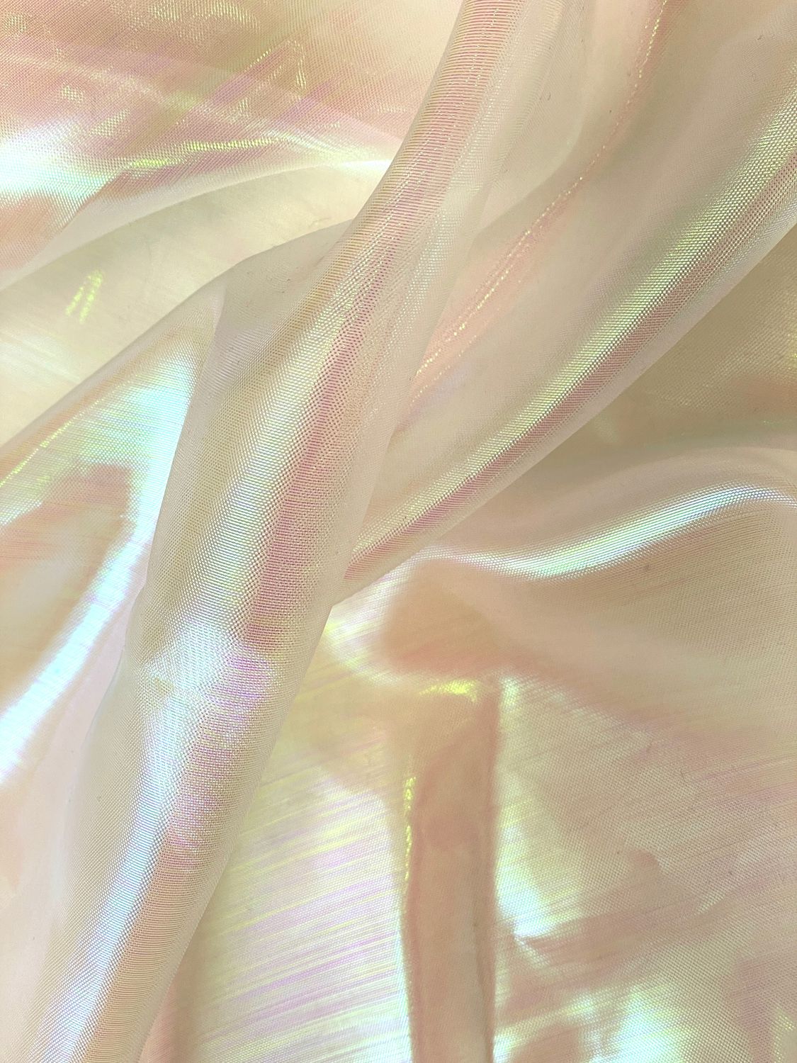 25238 white irisé