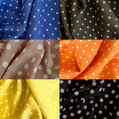 Leinen mit Tupfen - Lins à pois - Linnen dots printed