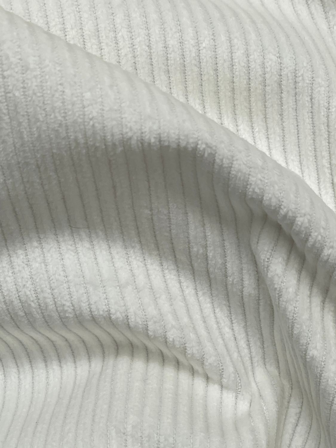 35225 OFF WHITE