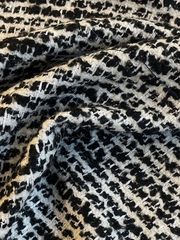 35528 Chanel Tweed black-White