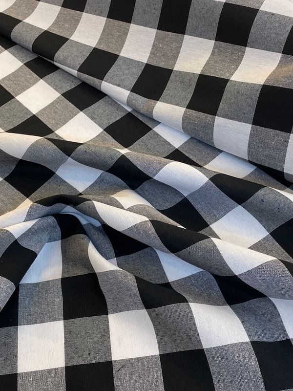 27207 Madras Black-White