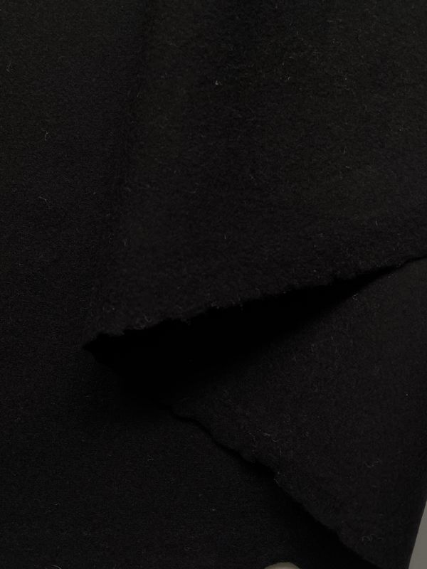 35670 Black