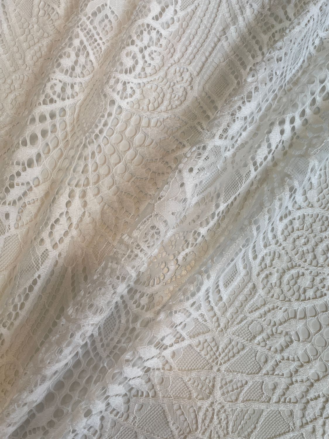 27240 WHITE