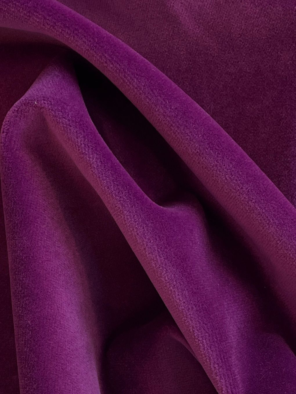27631 Samt velours velvet Lie de vin 27631 Samt velours velvet Lie de vin