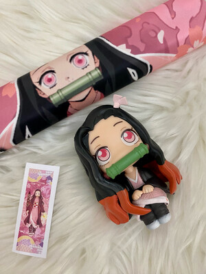 NEZUKO SCROLL with figure Set