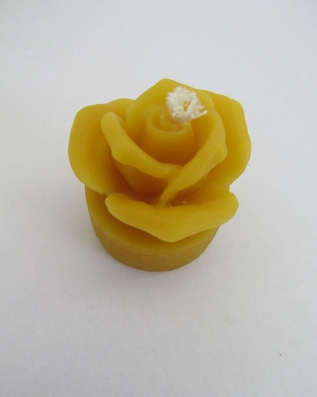 Rose candle