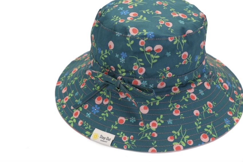 Wild Rose Hedge Sun Hat