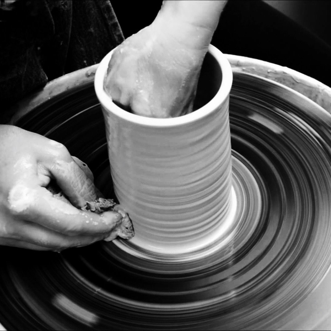 Intermediate Wheel Throwing: 4 Week Pottery Class