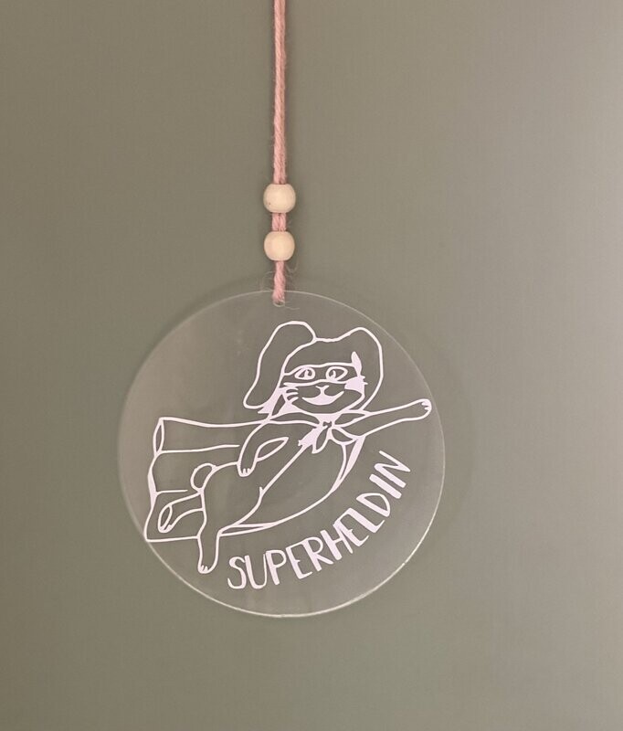 Anhänger "Superheldin"