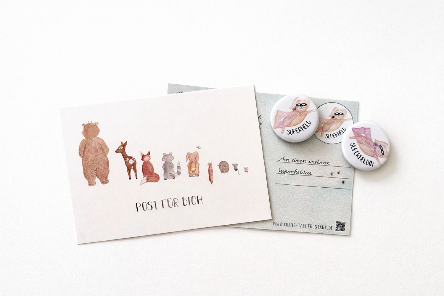 Postkarte - Post für dich - mit Button Superheldin Postkarte - Post für dich - mit Button Superheldin