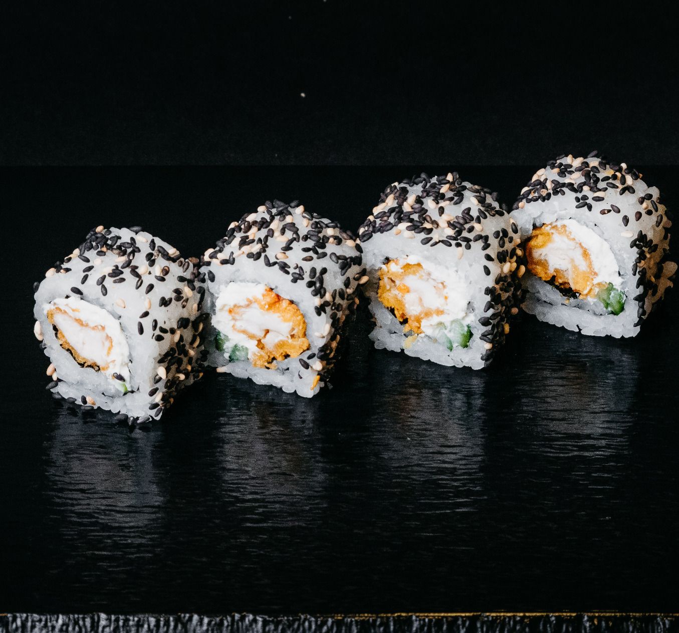 Футомаки пиле