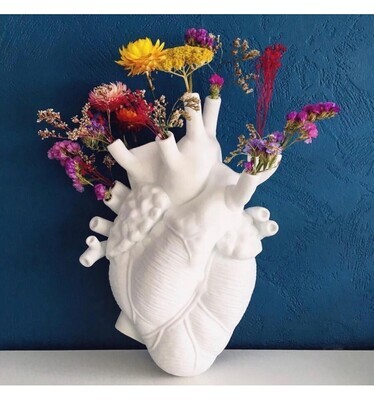 Love In Bloom Vase _09920