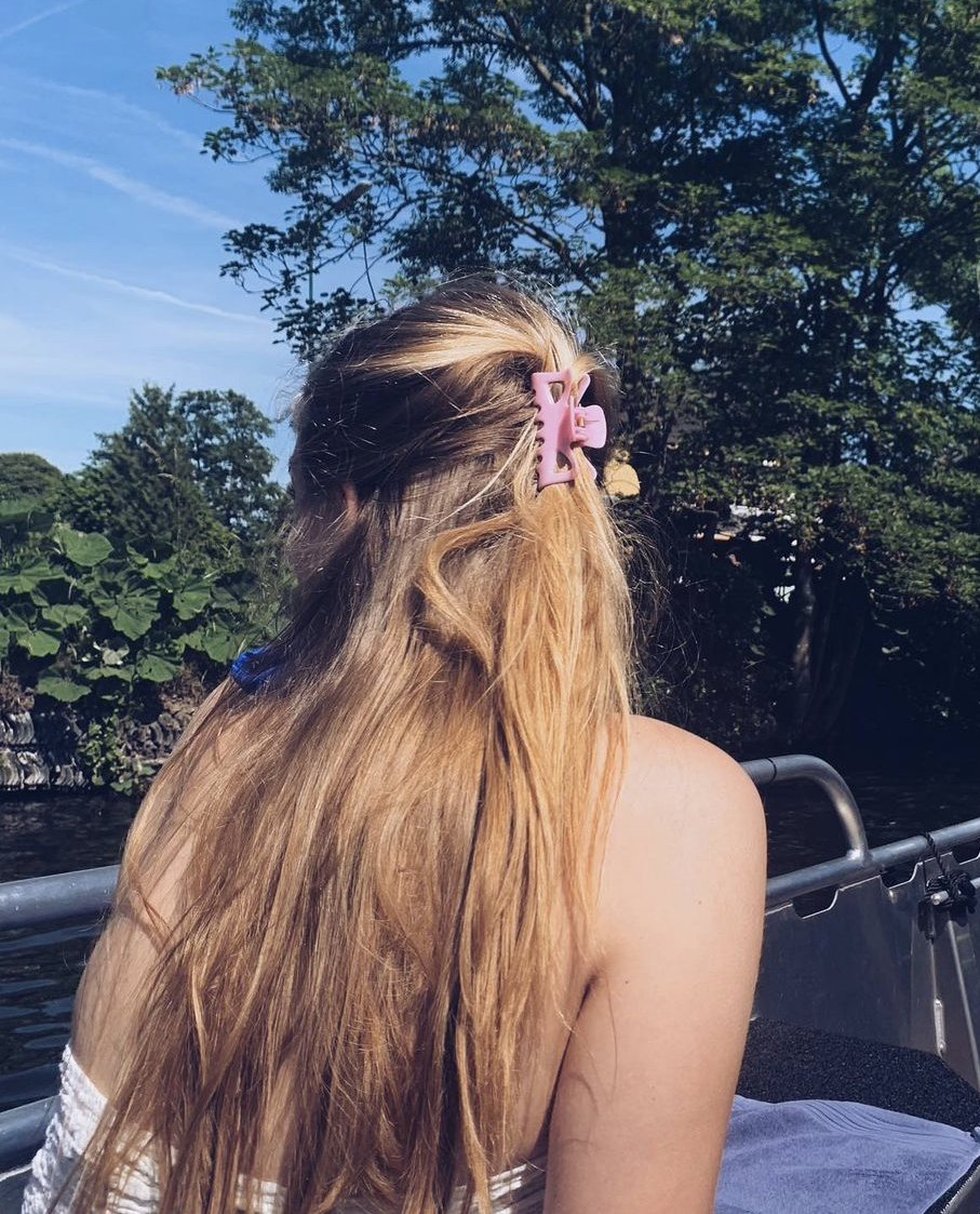 Marie-Clair Clip